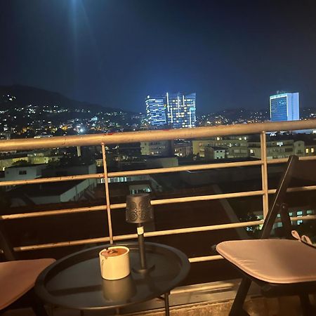 شقة Awesome Panorama Penthouse - Free Parking And Balcony سراييفو المظهر الخارجي الصورة