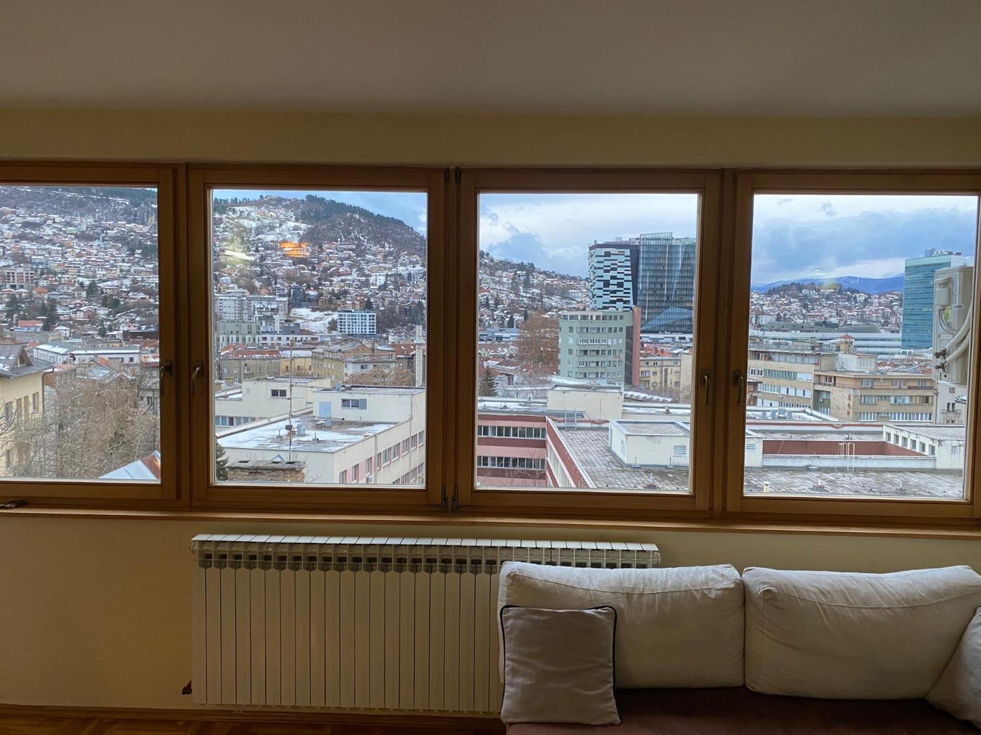 شقة Awesome Panorama Penthouse - Free Parking And Balcony سراييفو المظهر الخارجي الصورة