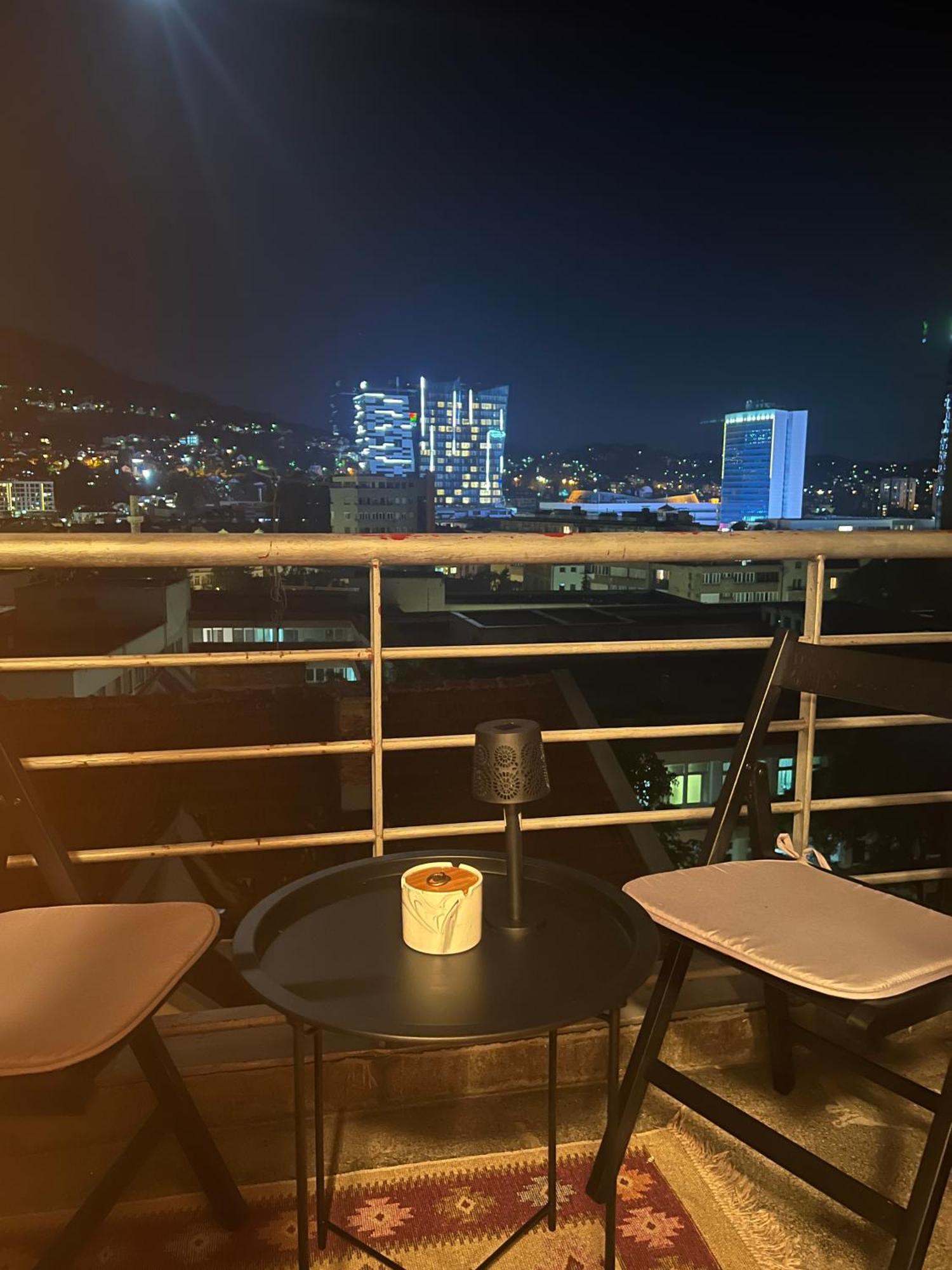 شقة Awesome Panorama Penthouse - Free Parking And Balcony سراييفو المظهر الخارجي الصورة