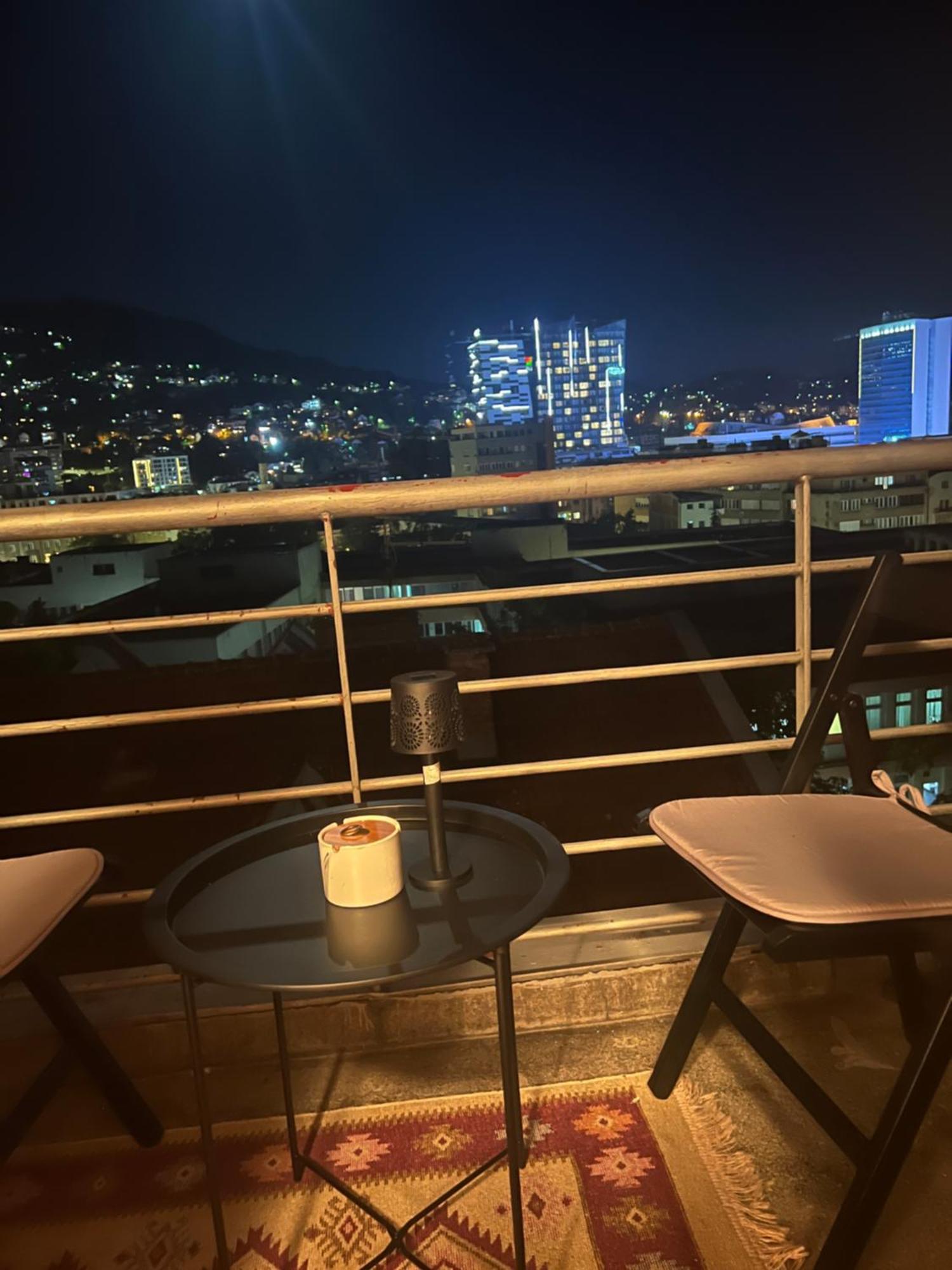شقة Awesome Panorama Penthouse - Free Parking And Balcony سراييفو المظهر الخارجي الصورة